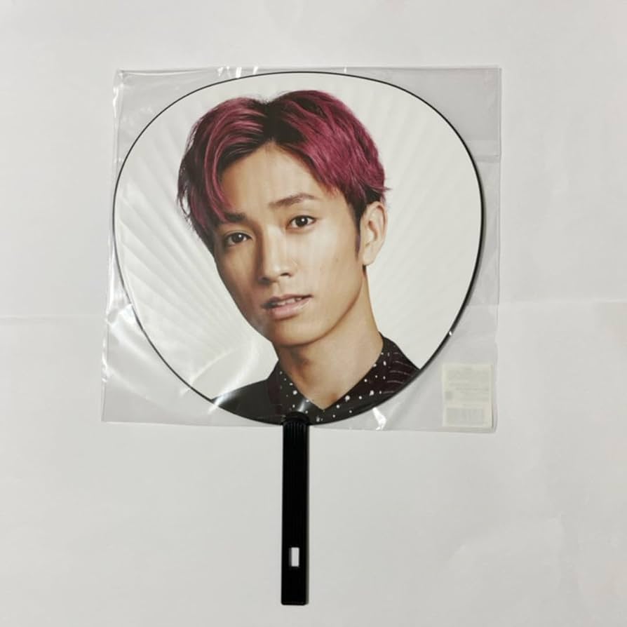 田中樹　団扇 Amazon.co.jp: SixTONES 田中樹 うちわ 団扇 : ホーム＆キッチン